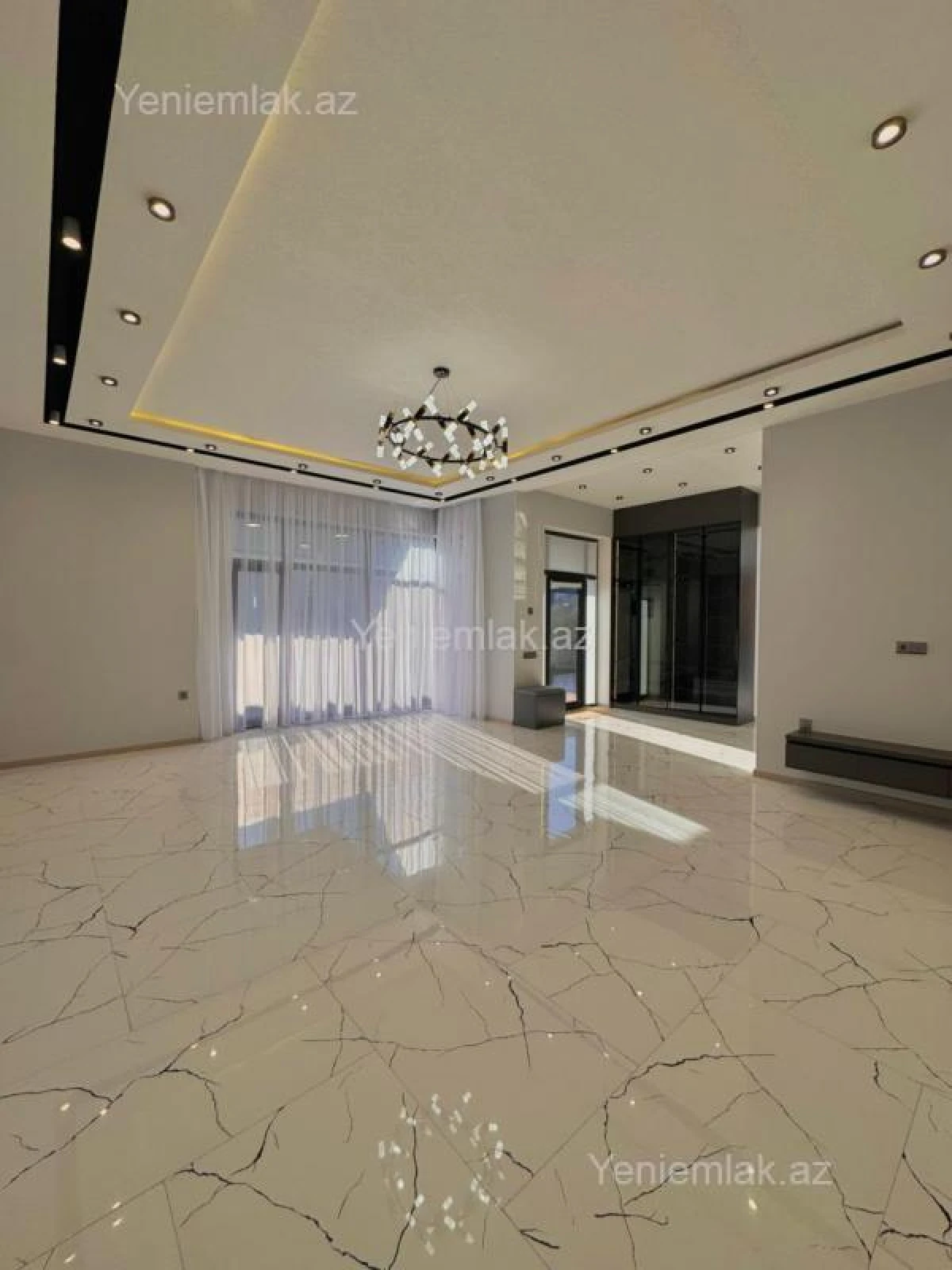 Satılır 4 otaqlı həyət evi 160 m²