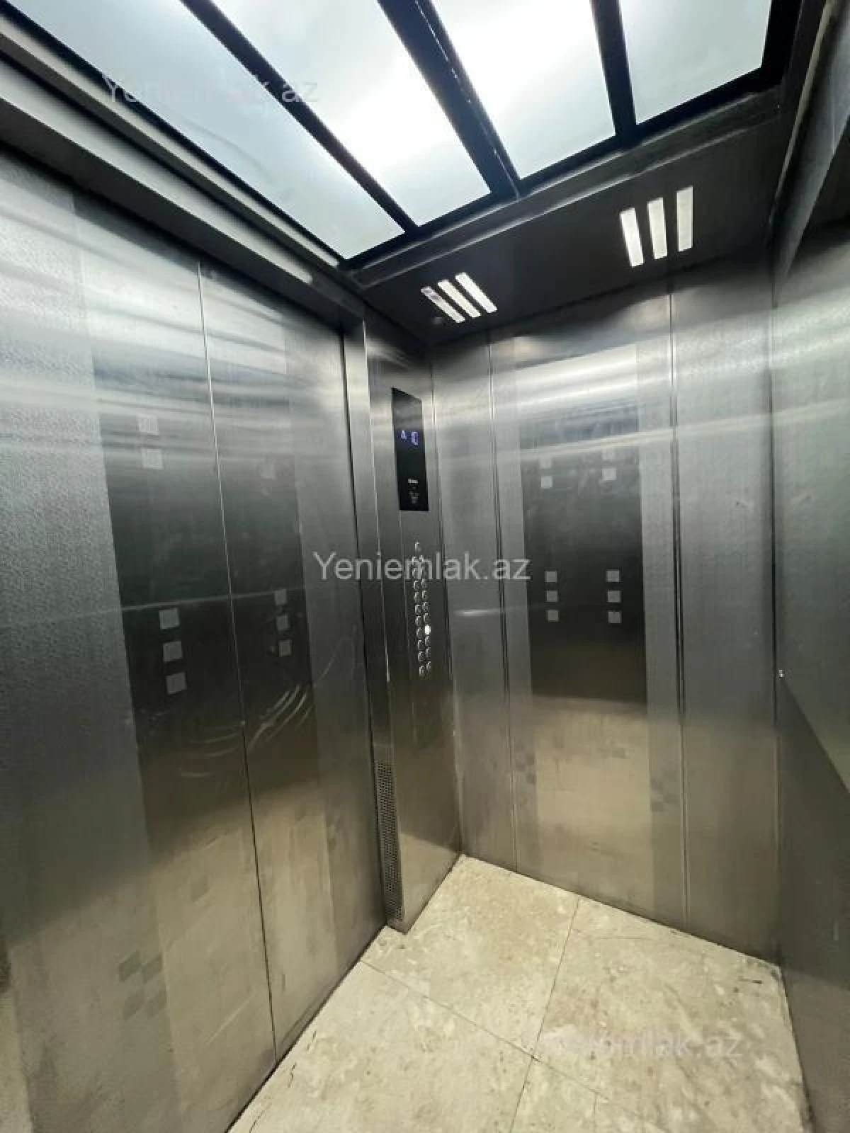 Satılır 2 otaqlı yeni tikili 65 m²