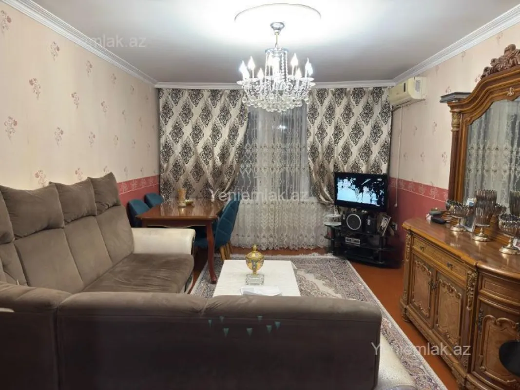 Satılır 3 otaqlı köhnə tikili 64 m²