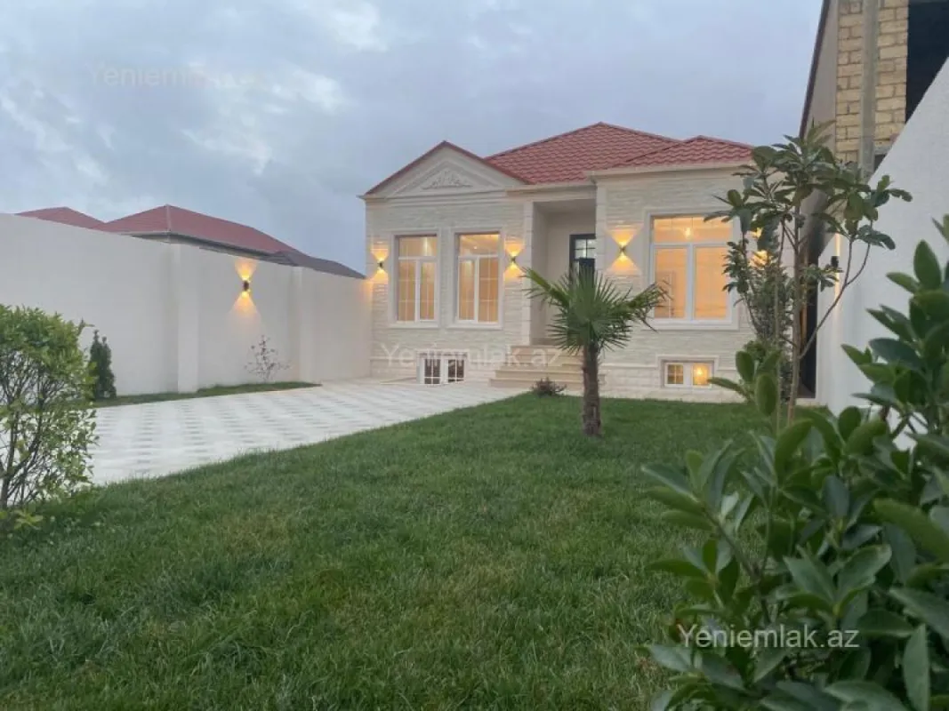 Satılır 4 otaqlı həyət evi 130 m²