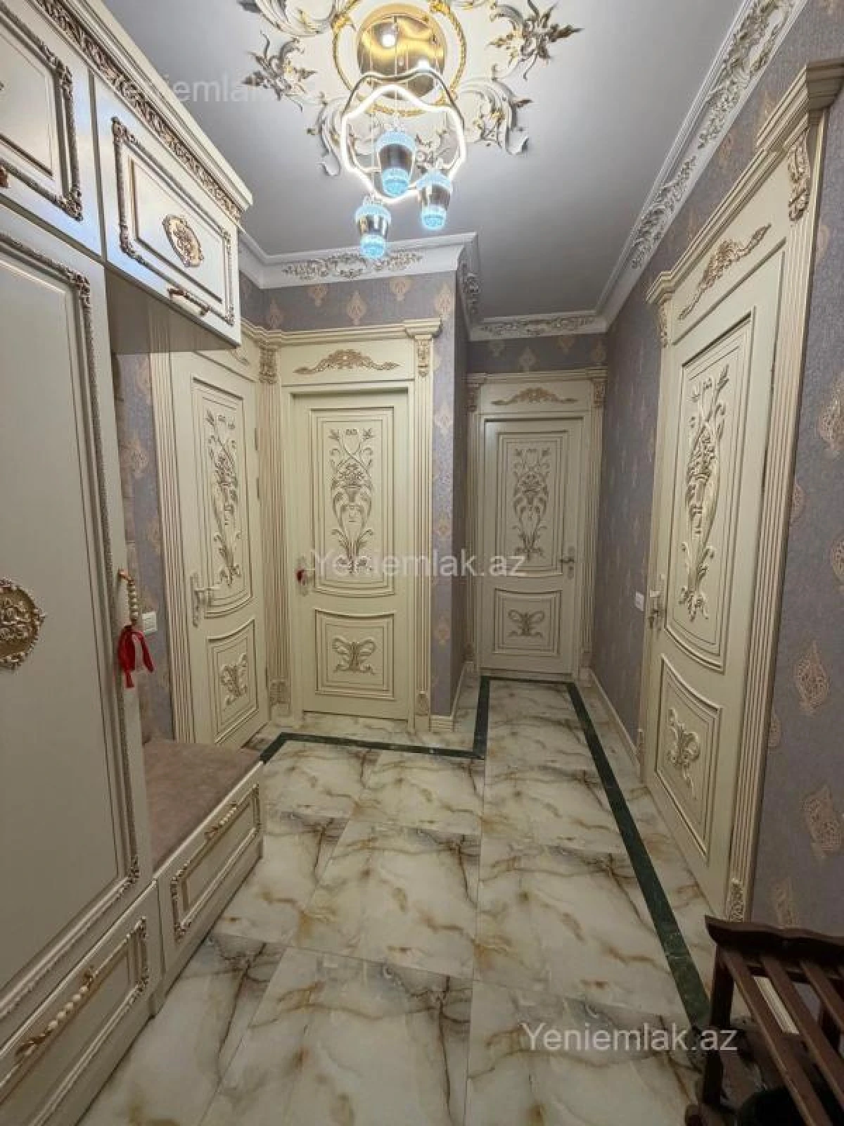 Satılır 2 otaqlı yeni tikili 80 m²