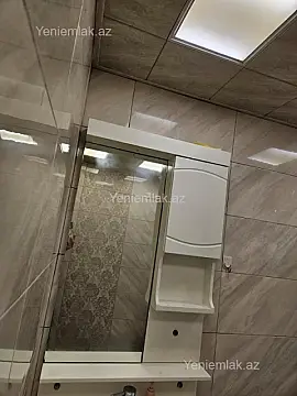 Satılır 2 otaqlı köhnə tikili 60 m²