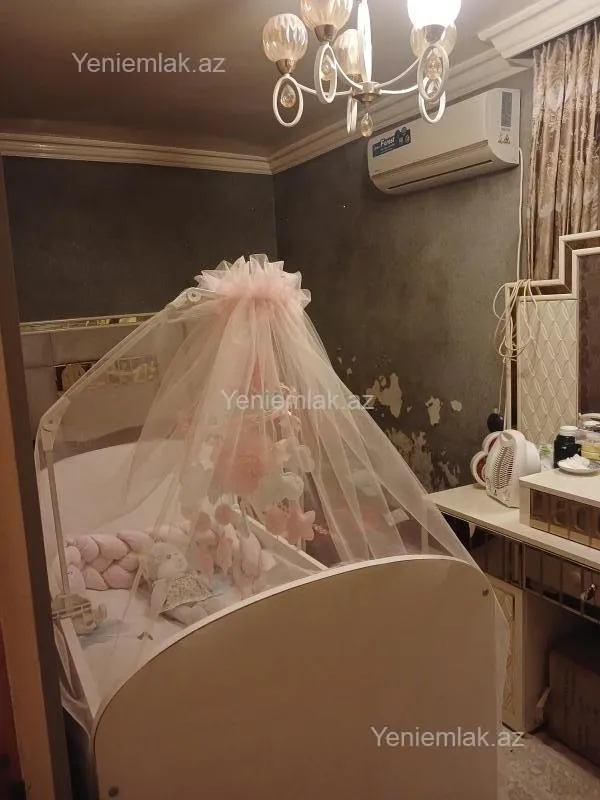 Satılır 3 otaqlı köhnə tikili 50 m²