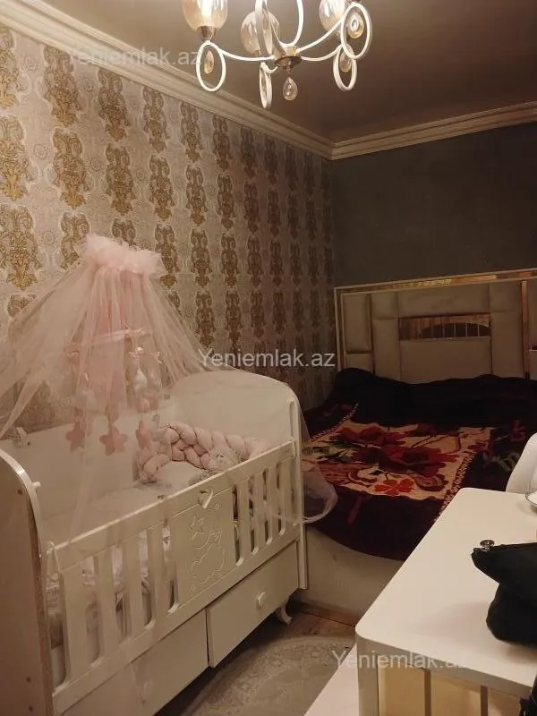 Satılır 3 otaqlı köhnə tikili 50 m²