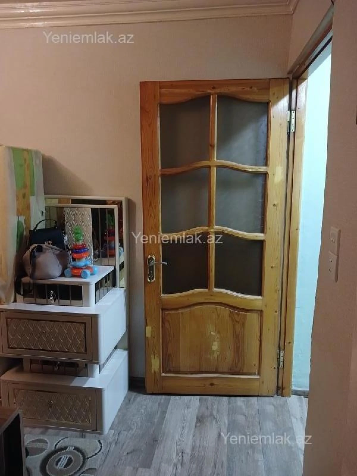 Satılır 3 otaqlı köhnə tikili 50 m²