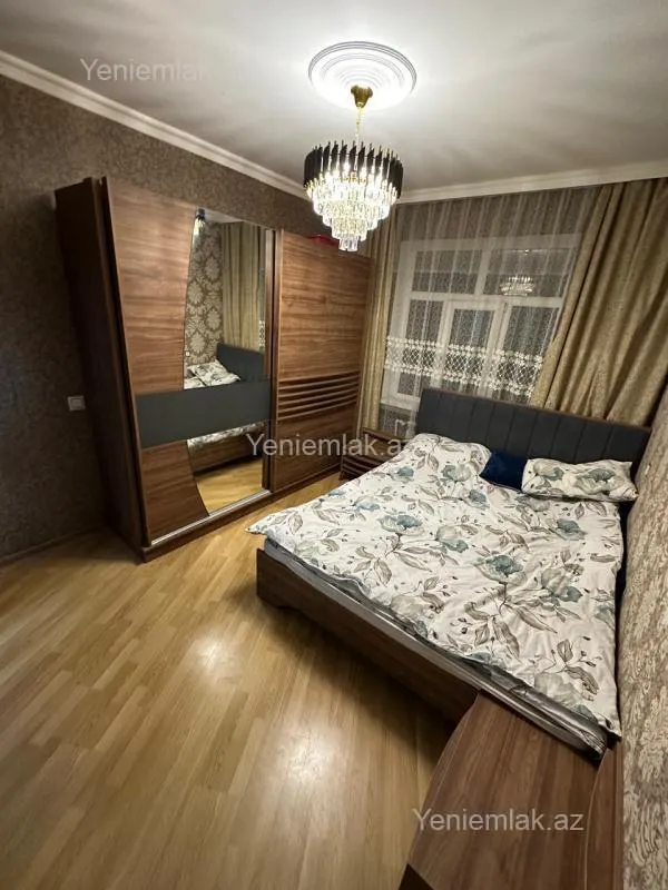 Satılır 3 otaqlı köhnə tikili 80 m²