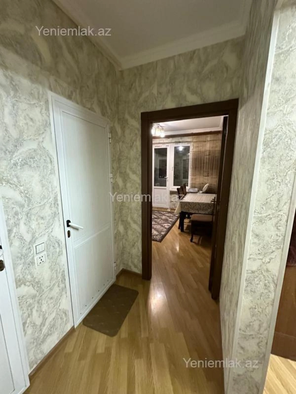 Satılır 3 otaqlı köhnə tikili 80 m²