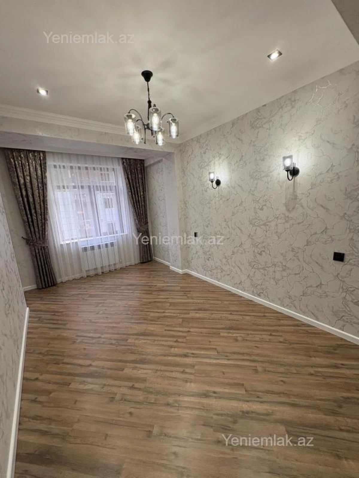 Satılır 4 otaqlı yeni tikili 120 m²