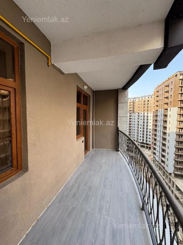 Satılır 4 otaqlı yeni tikili 120 m²