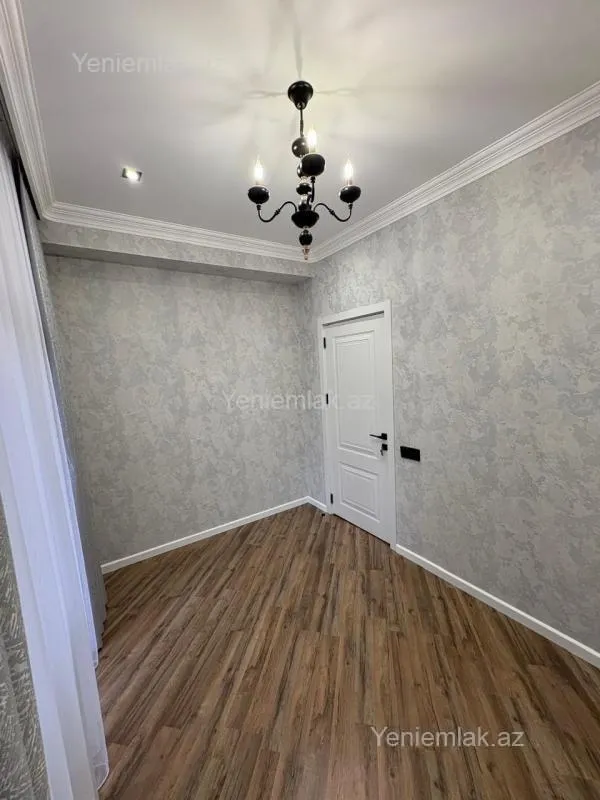 Satılır 4 otaqlı yeni tikili 120 m²