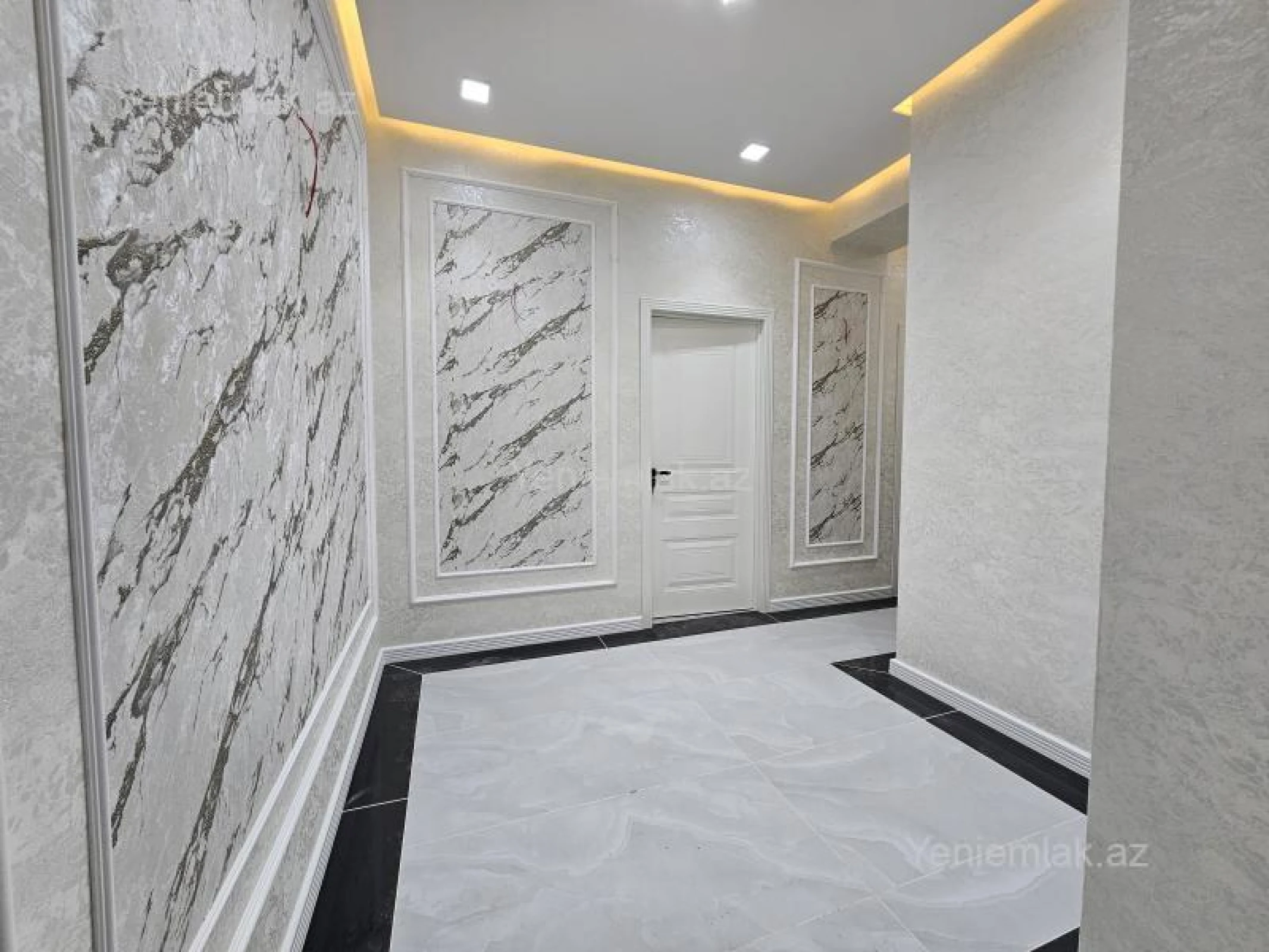 Satılır 2 otaqlı yeni tikili 81 m²