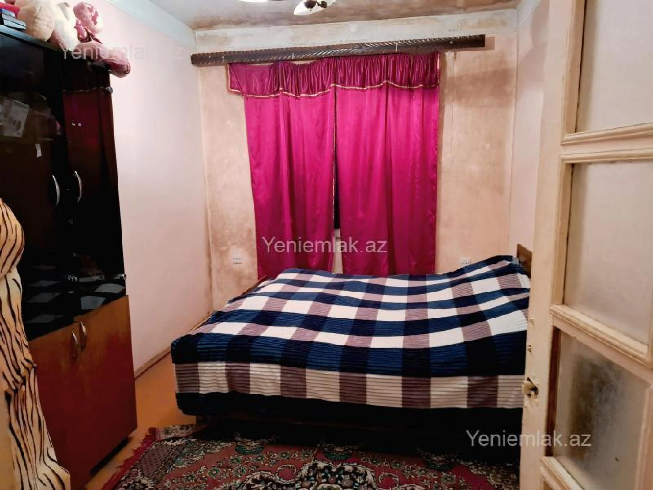 Satılır 4 otaqlı köhnə tikili 105 m²