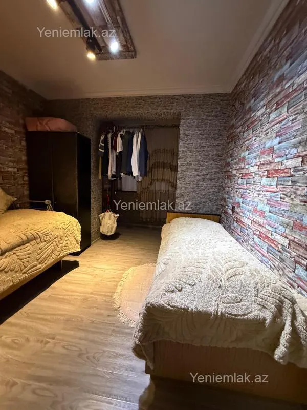 Satılır 5 otaqlı köhnə tikili 110 m²