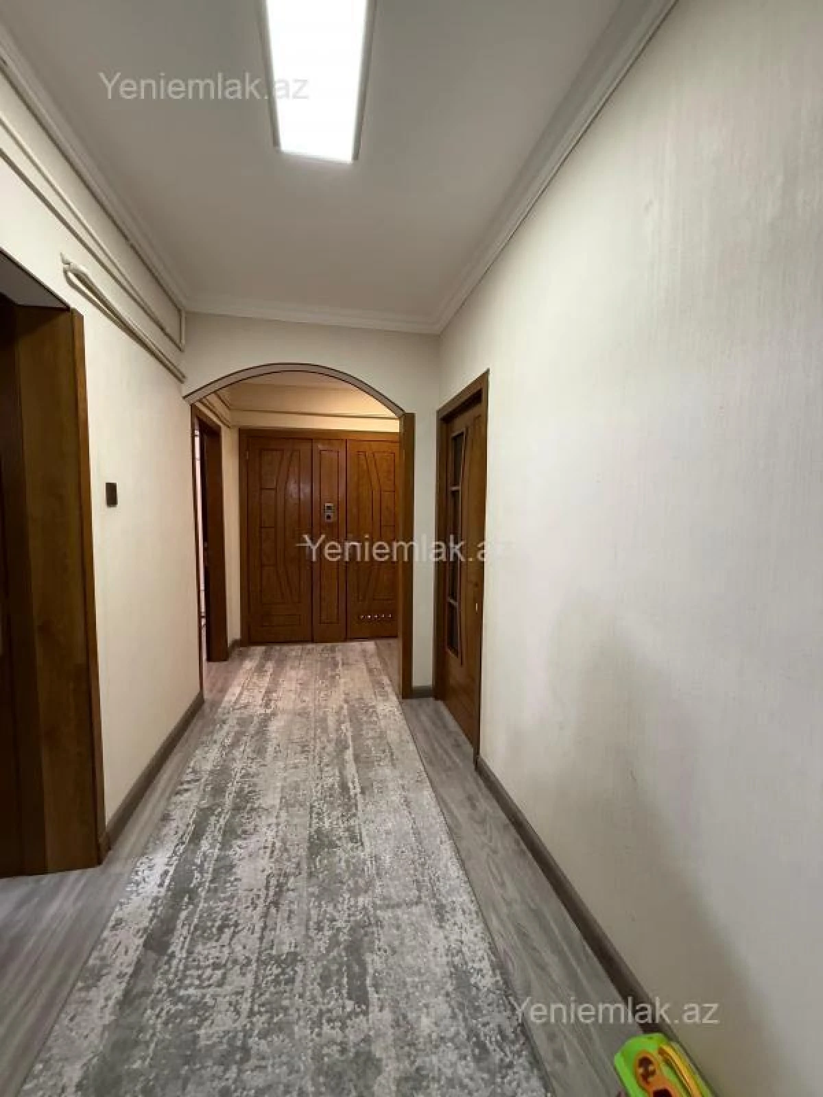 Satılır 5 otaqlı köhnə tikili 110 m²