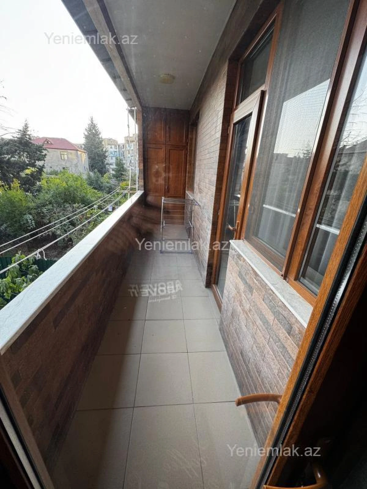 Satılır 5 otaqlı köhnə tikili 120 m²