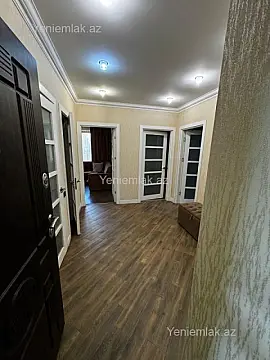 Satılır 5 otaqlı köhnə tikili 120 m²