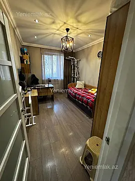 Satılır 5 otaqlı köhnə tikili 120 m²