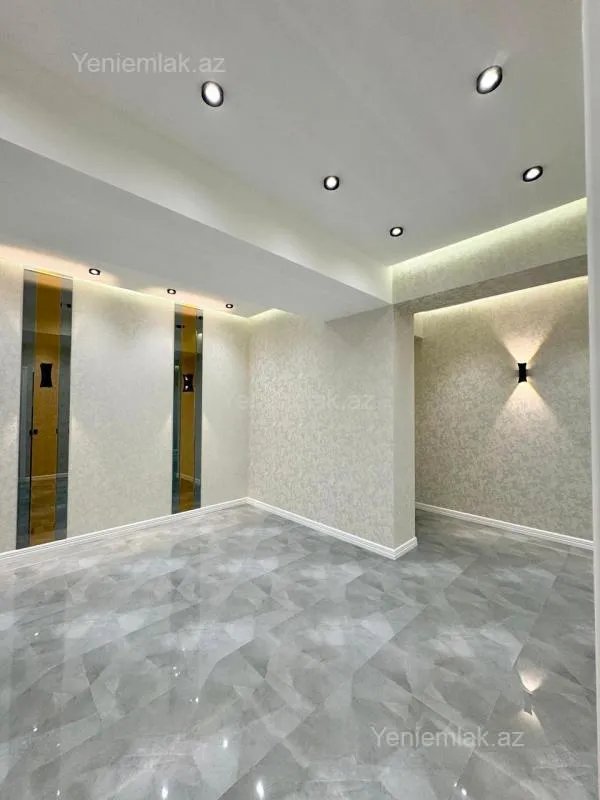 Satılır 4 otaqlı yeni tikili 180 m²
