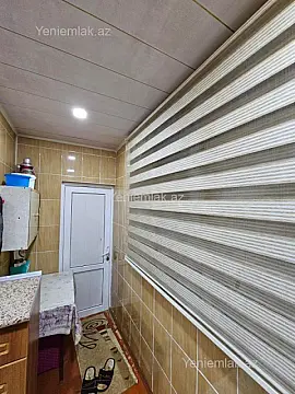 Satılır 3 otaqlı köhnə tikili 80 m²
