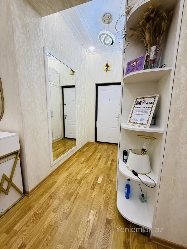 Satılır 3 otaqlı yeni tikili 110 m²