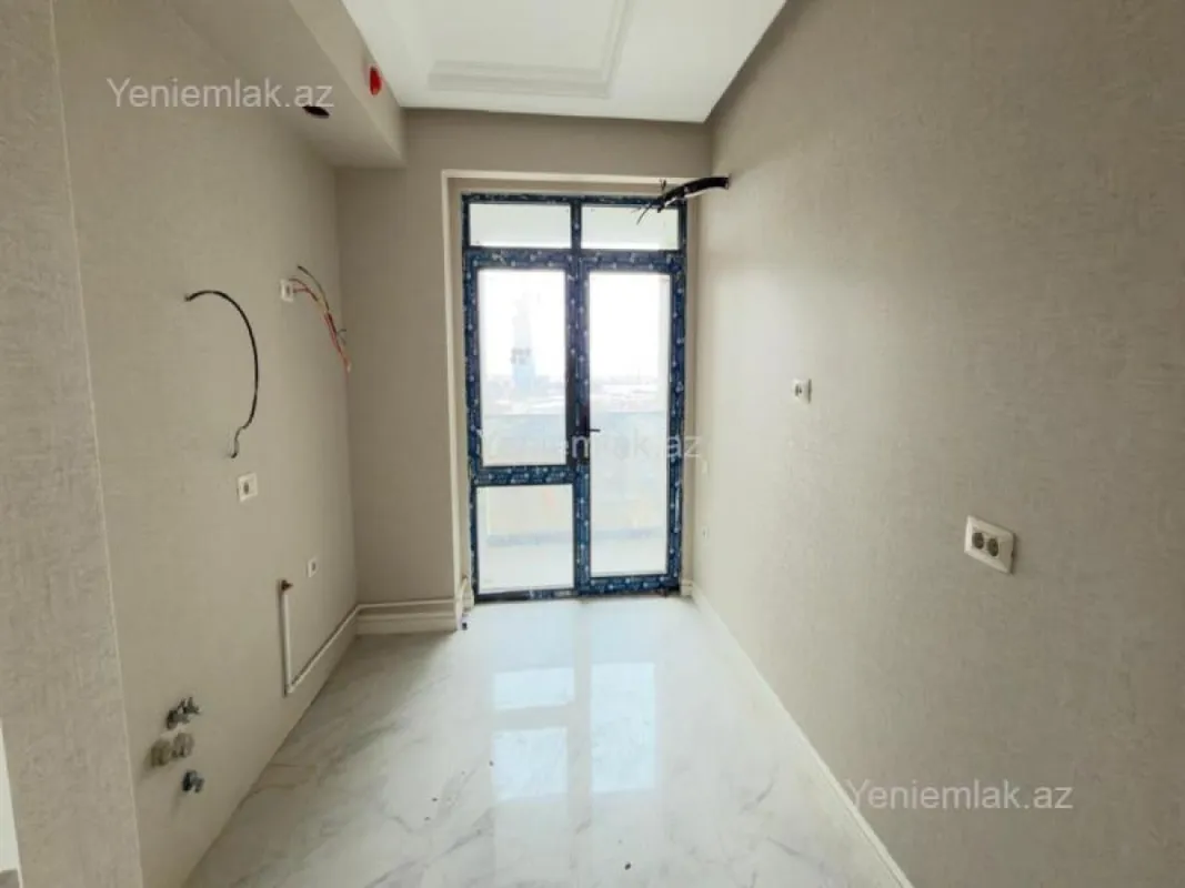 Satılır 3 otaqlı yeni tikili 84 m²