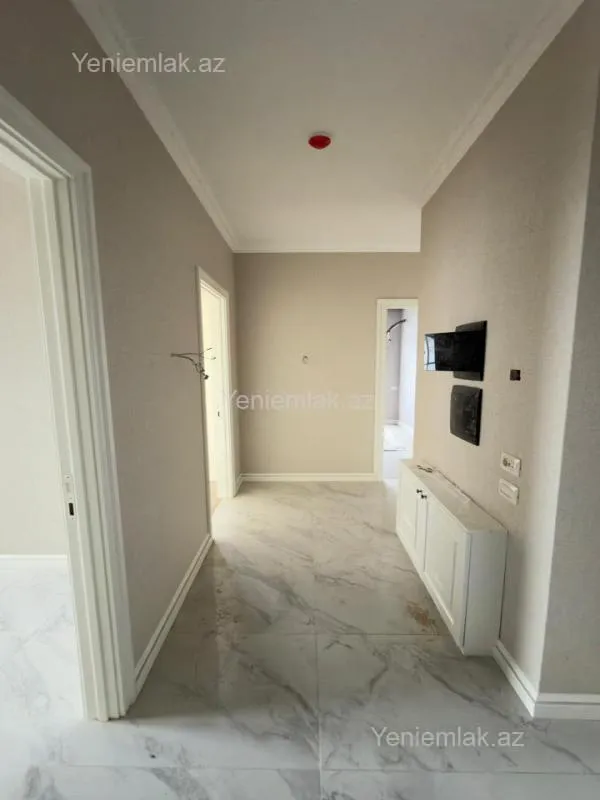 Satılır 3 otaqlı yeni tikili 84 m²