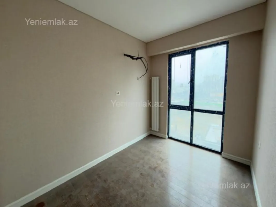 Satılır 3 otaqlı yeni tikili 84 m²