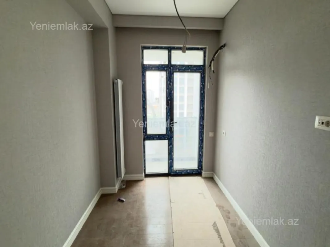 Satılır 3 otaqlı yeni tikili 84 m²