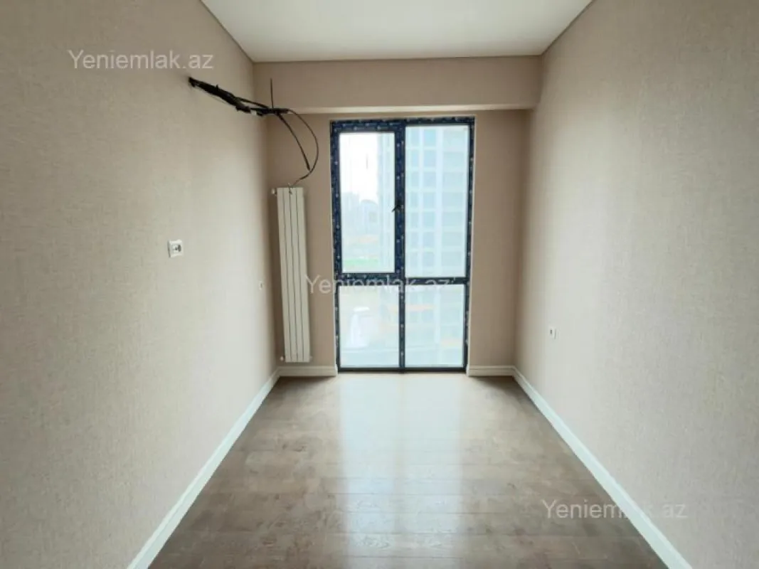 Satılır 3 otaqlı yeni tikili 84 m²
