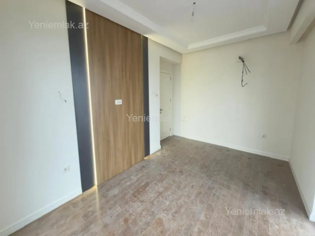 Satılır 3 otaqlı yeni tikili 84 m²