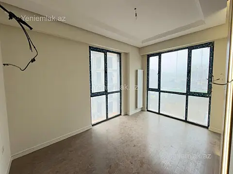 Satılır 3 otaqlı yeni tikili 84 m²