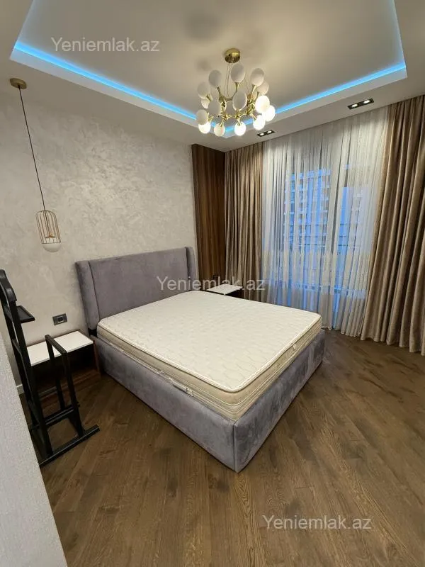 Satılır 3 otaqlı yeni tikili 90 m²