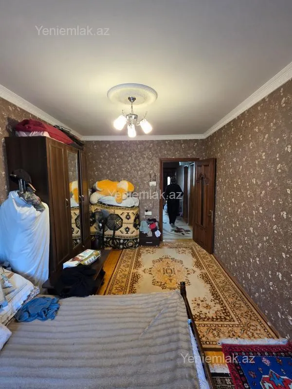 Satılır 3 otaqlı köhnə tikili 72 m²