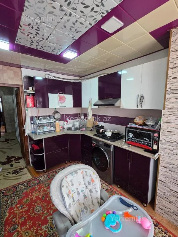 Satılır 3 otaqlı köhnə tikili 72 m²