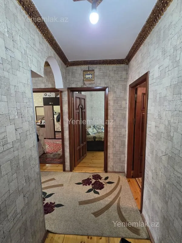 Satılır 3 otaqlı köhnə tikili 72 m²