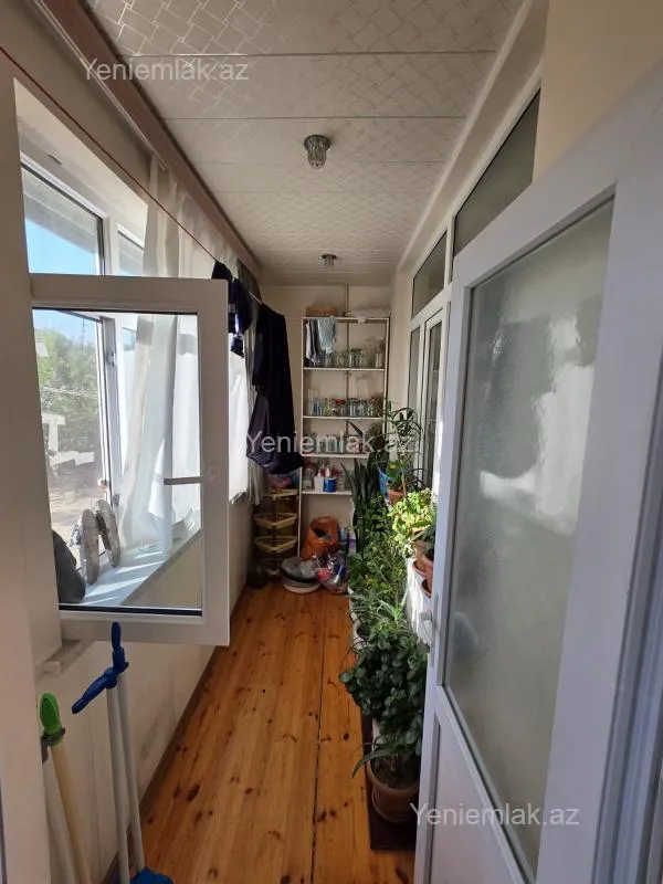 Satılır 3 otaqlı köhnə tikili 72 m²