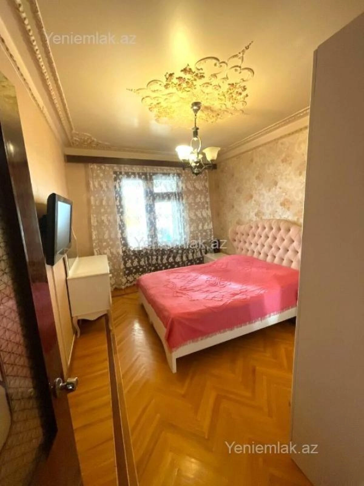 Satılır 5 otaqlı köhnə tikili 125 m²