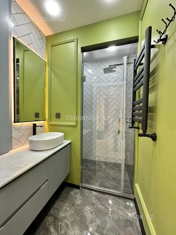 Satılır 2 otaqlı yeni tikili 68 m²