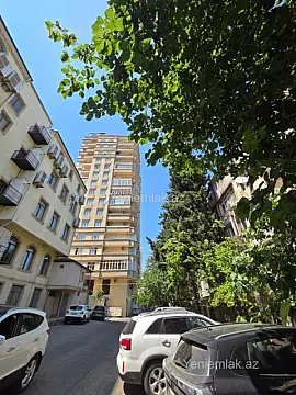 Satılır 4 otaqlı yeni tikili 170 m²
