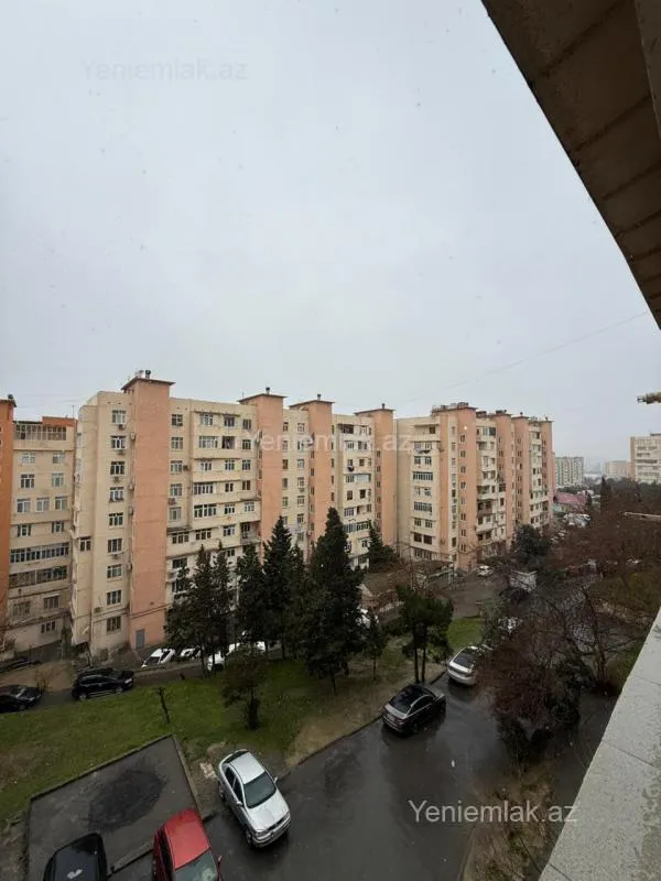 Satılır 3 otaqlı köhnə tikili 80 m²