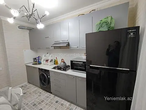 Satılır 4 otaqlı köhnə tikili 85 m²