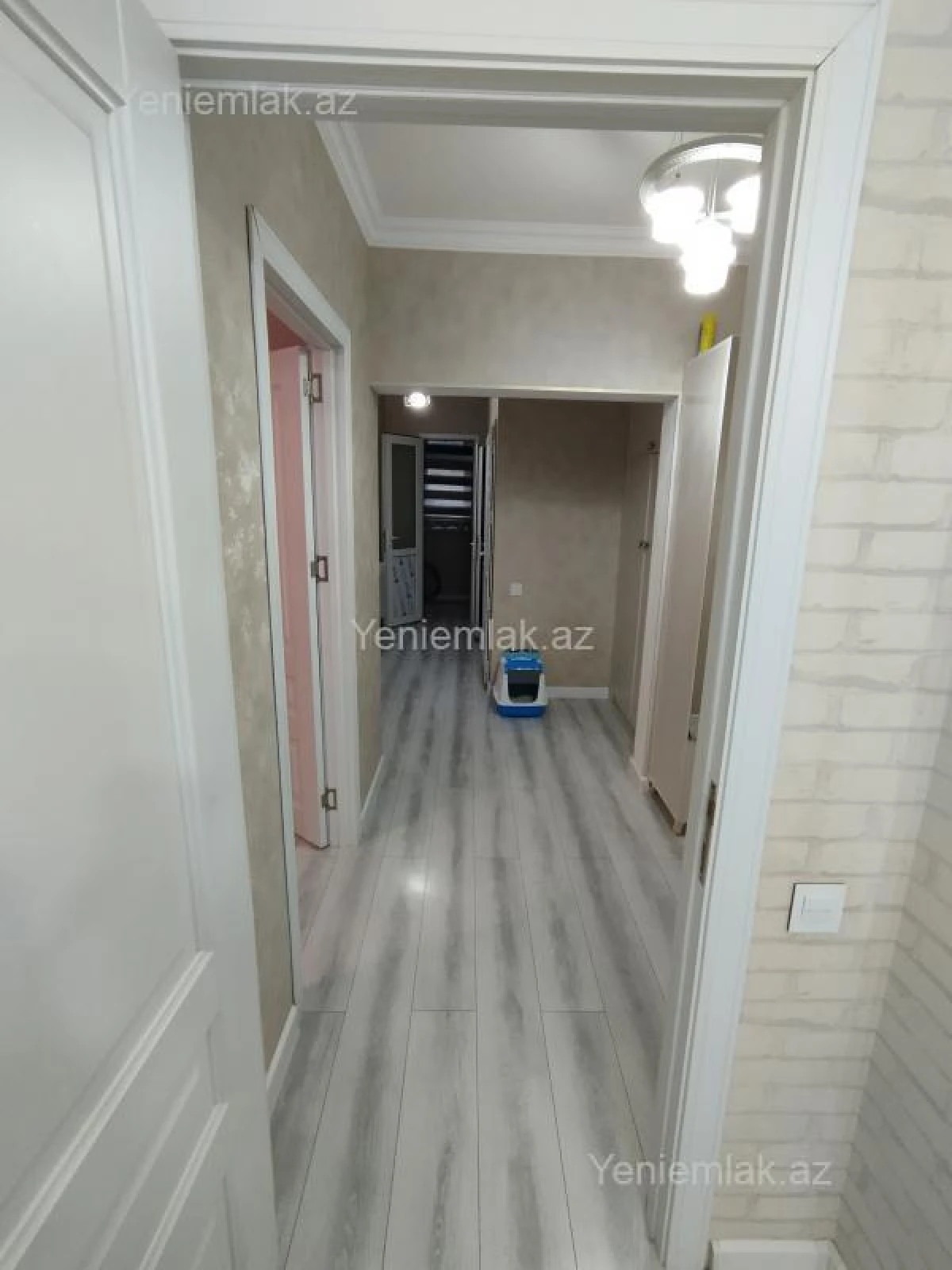Satılır 4 otaqlı köhnə tikili 85 m²