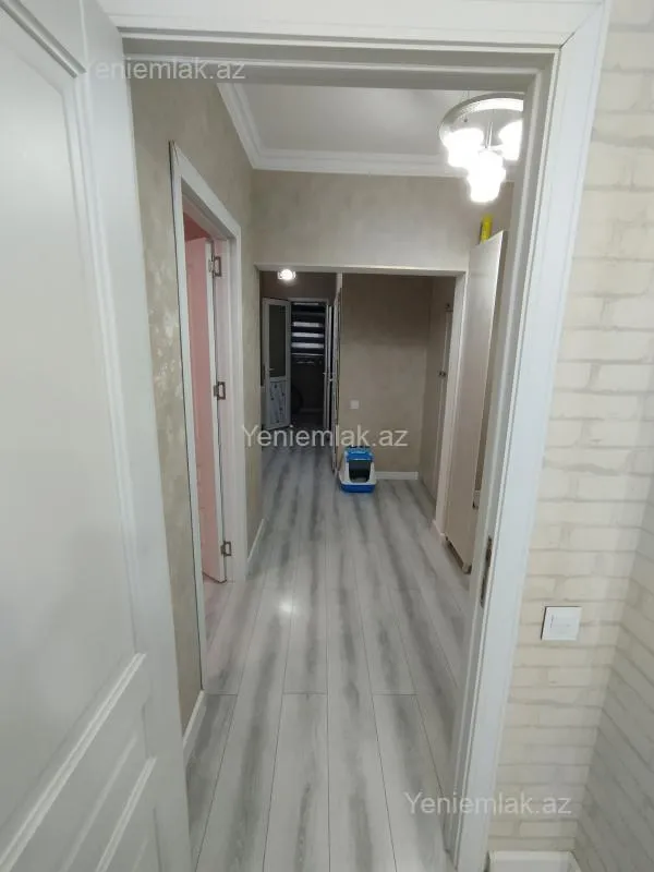 Satılır 4 otaqlı köhnə tikili 85 m²