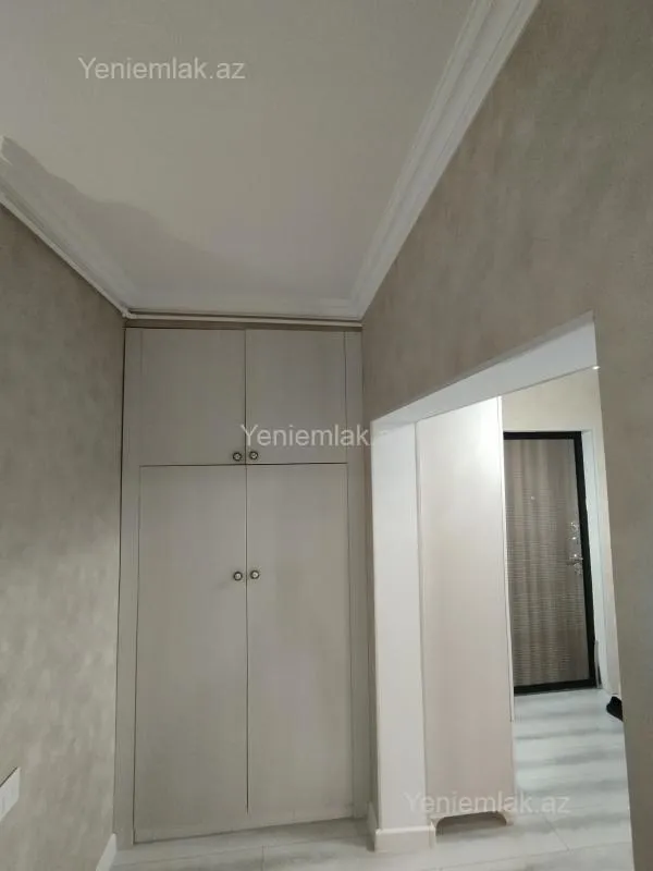 Satılır 4 otaqlı köhnə tikili 85 m²