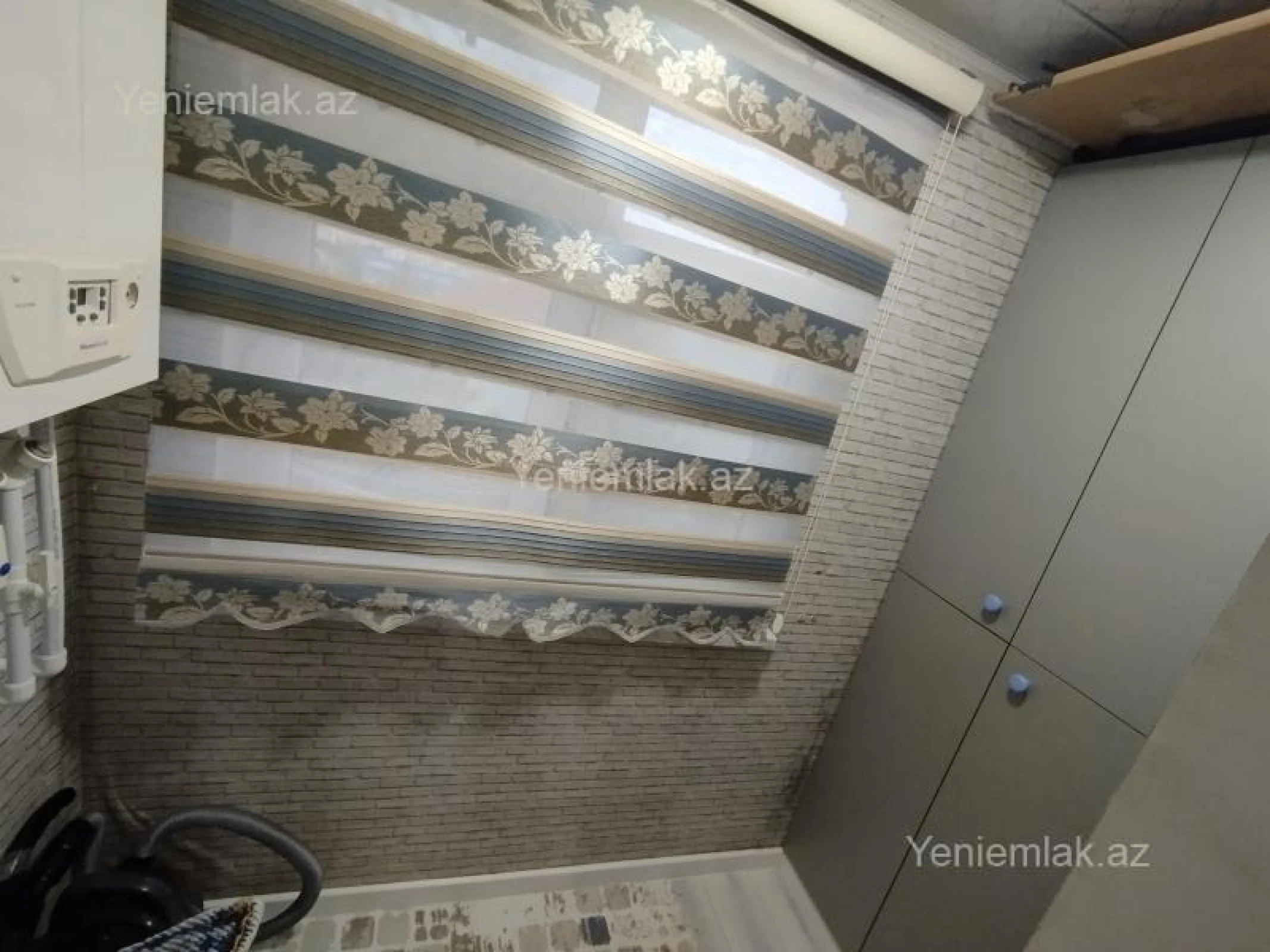 Satılır 4 otaqlı köhnə tikili 85 m²