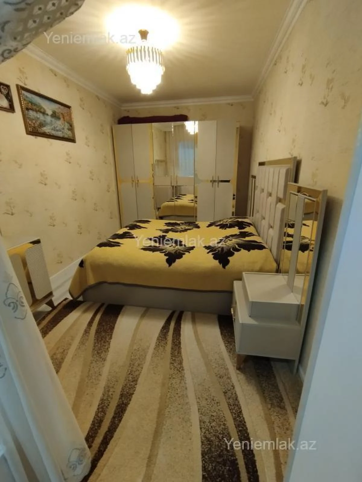 Satılır 4 otaqlı köhnə tikili 85 m²