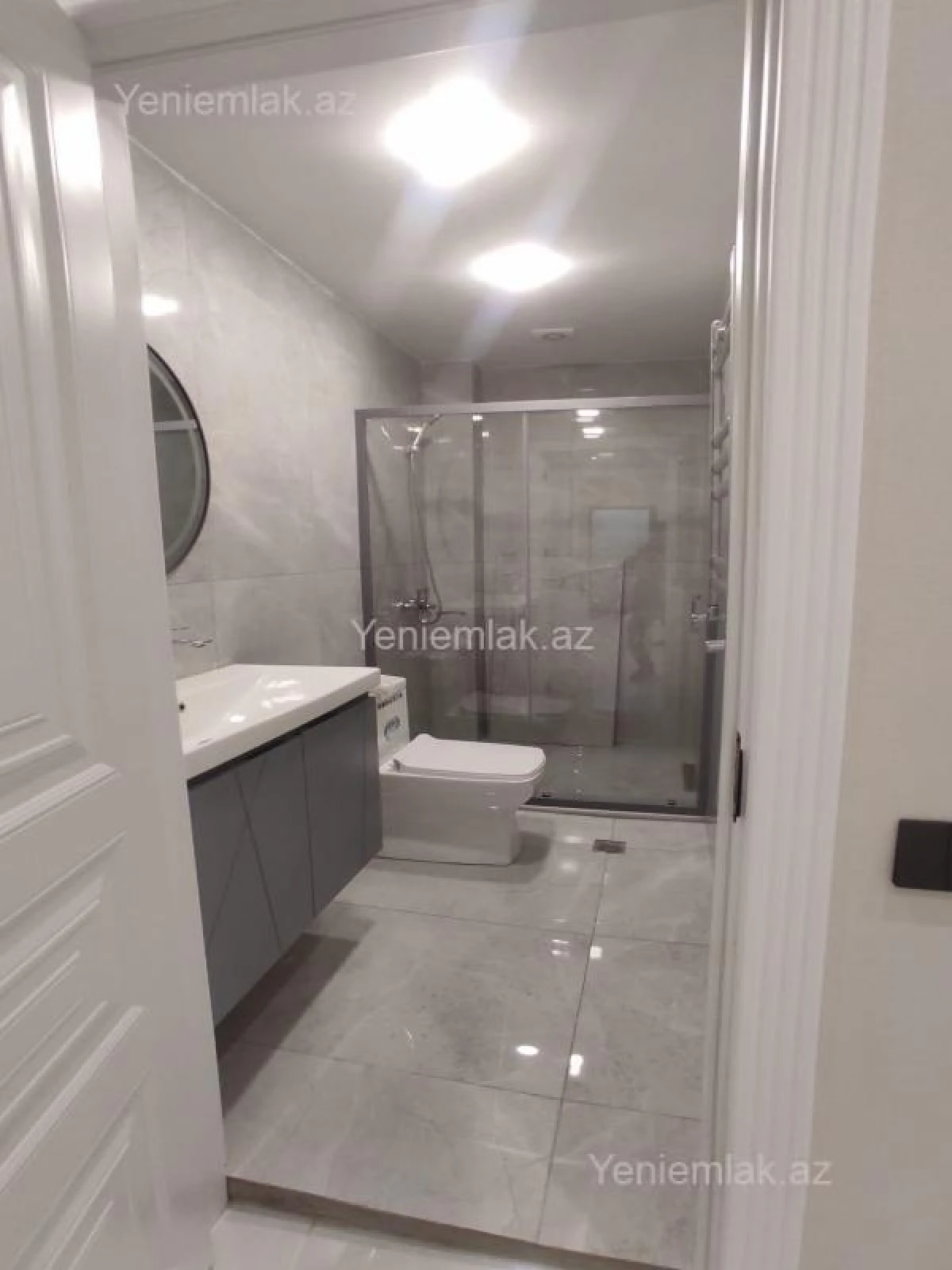 Satılır 2 otaqlı yeni tikili 60 m²