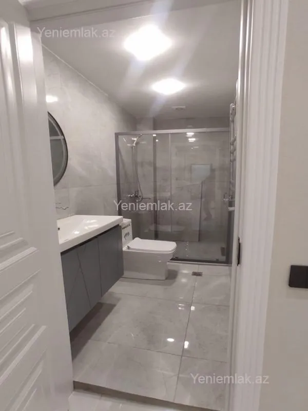 Satılır 2 otaqlı yeni tikili 60 m²