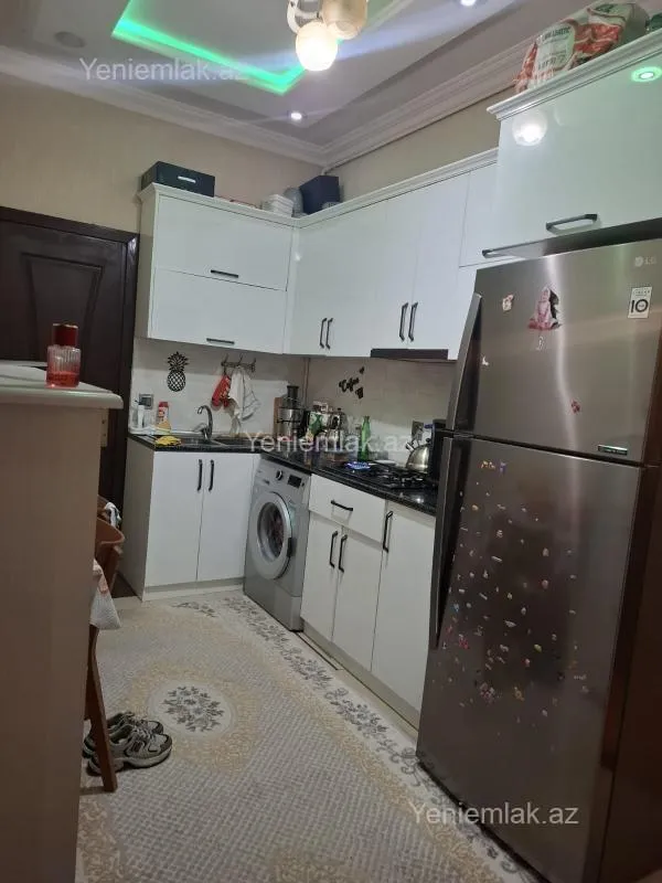 Satılır 2 otaqlı yeni tikili 50 m²