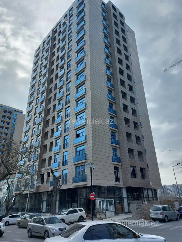 Satılır 4 otaqlı yeni tikili 120 m²